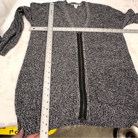 BCBGeneration cardigan Oversize Comfy Size XS/S Marled Heathered Black White zip - Picture 5 of 8